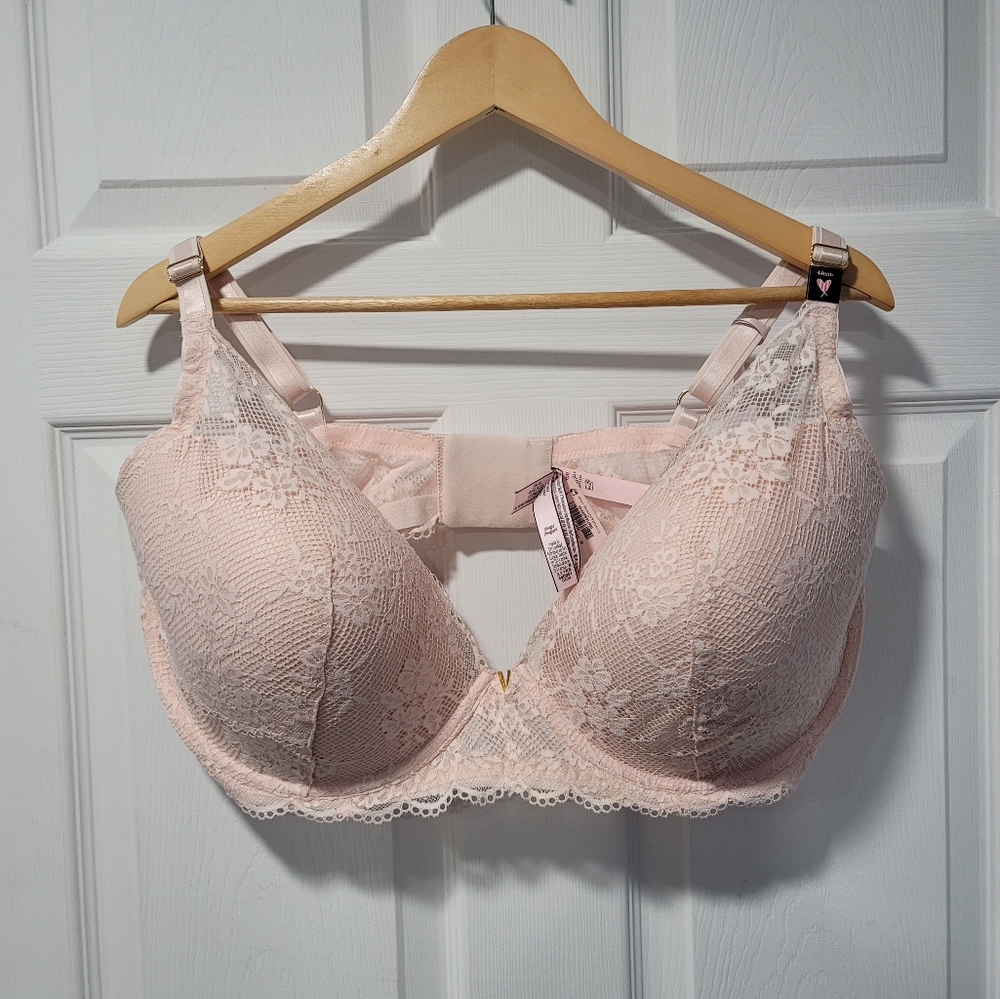 Victoria Secret NWT bra size 44DDD in pink with gold details.